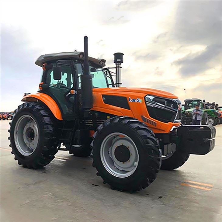 Jordbruks tracktor 120-130HP 4WD elektrisk gård traktor pris